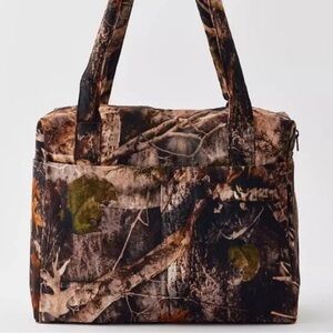 NWT Baggu Small Cloud Carry-on - Photo Forest Camouflage Tote Bag